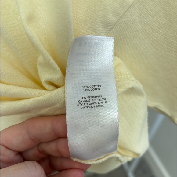 Aritzia TNA Cropped Cotton Shirt - Picture 5 of 5